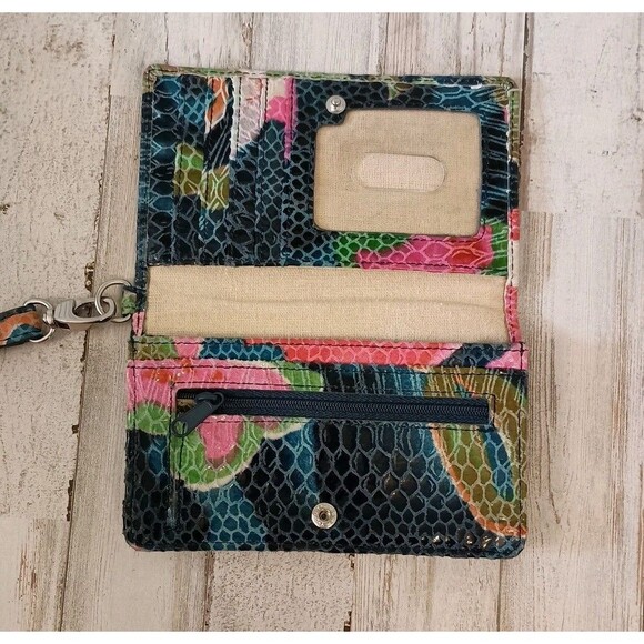 HOBO INTERNATIONAL Leather Wristlet Wallet Tropical Reptile Print - Picture 3 of 16